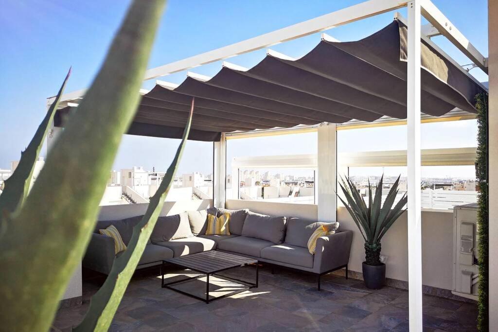 Black Sun. Modern Penthouse In Torrevieja Exteriér fotografie